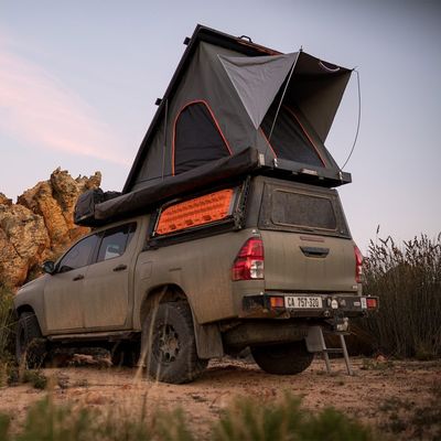 Offroad-Dachzelt mit hoch belastbarer Aluminiumstruktur und wasserdichtem Index