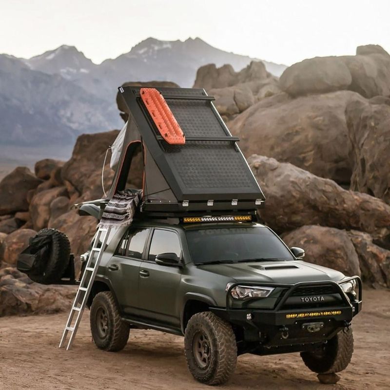 Offroad-Dachzelt mit hoch belastbarer Aluminiumstruktur und wasserdichtem Index